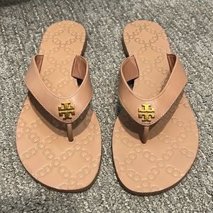 Tory Burch Beige Flip Flop